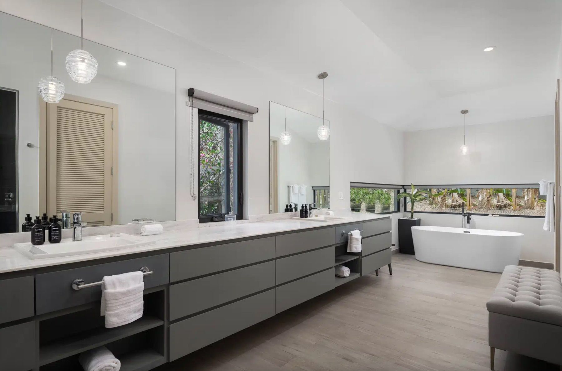 Ensuite